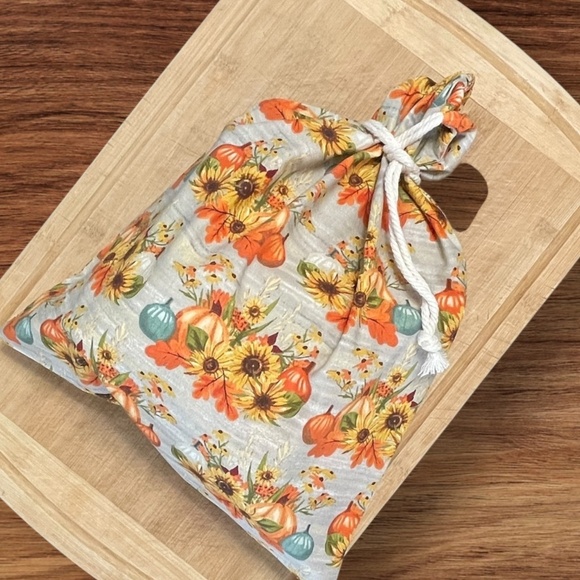 Thanksgiving Handmade Cotton Bread Bag + FREE Mason Jar Bonnet Included - Picture 7 of 12